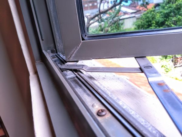 Hinged Window Replacement in Clover